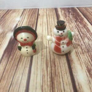 Vintage Hallmark Mr & Mrs Snowman Salt & Pepper Shakers Christmas Hard Plastic